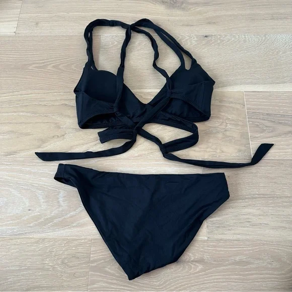 Becca Color Code Surplice Wrap bikini top and bottom black size medium D Swim - Picture 2 of 12